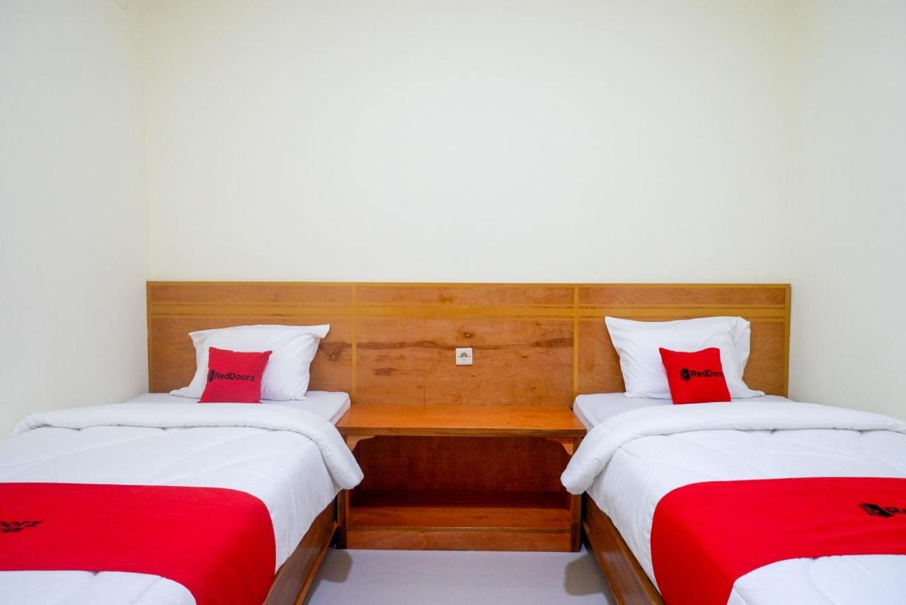 Reddoorz Near Rita Supermall Purwokerto 2 Luaran gambar