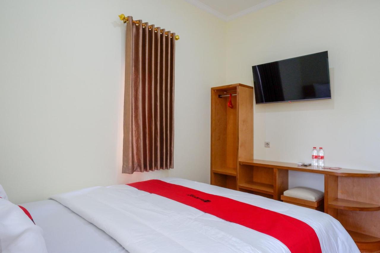 Reddoorz Near Rita Supermall Purwokerto 2 Luaran gambar