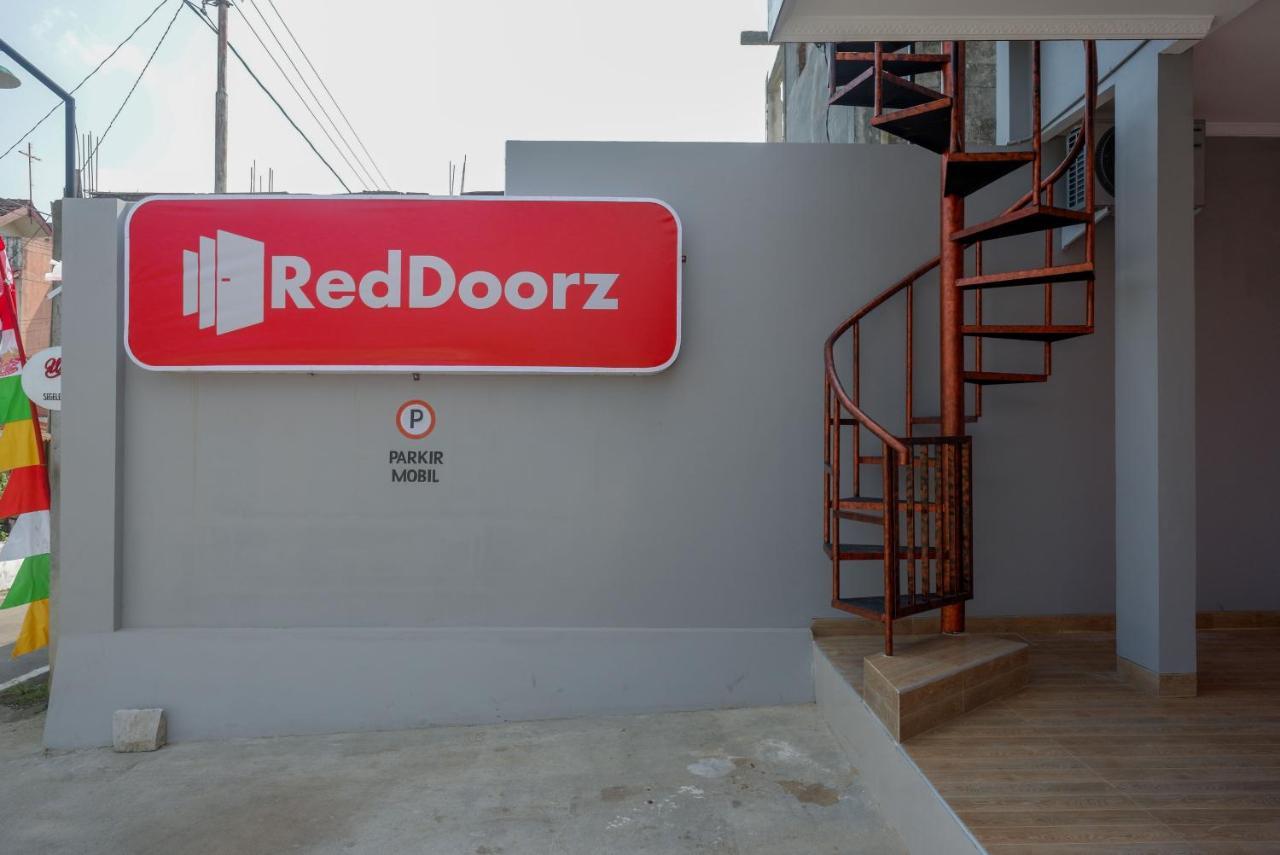 Reddoorz Near Rita Supermall Purwokerto 2 Luaran gambar