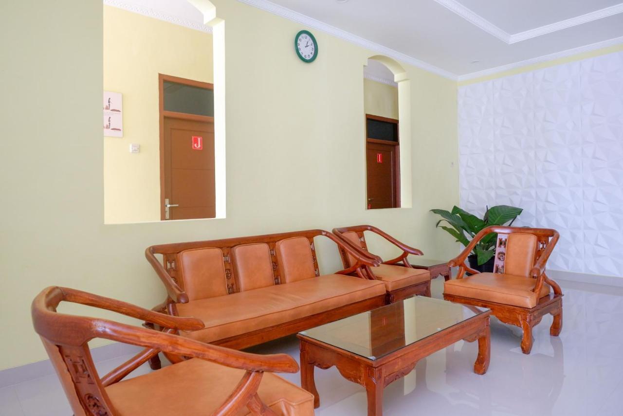 Reddoorz Near Rita Supermall Purwokerto 2 Luaran gambar