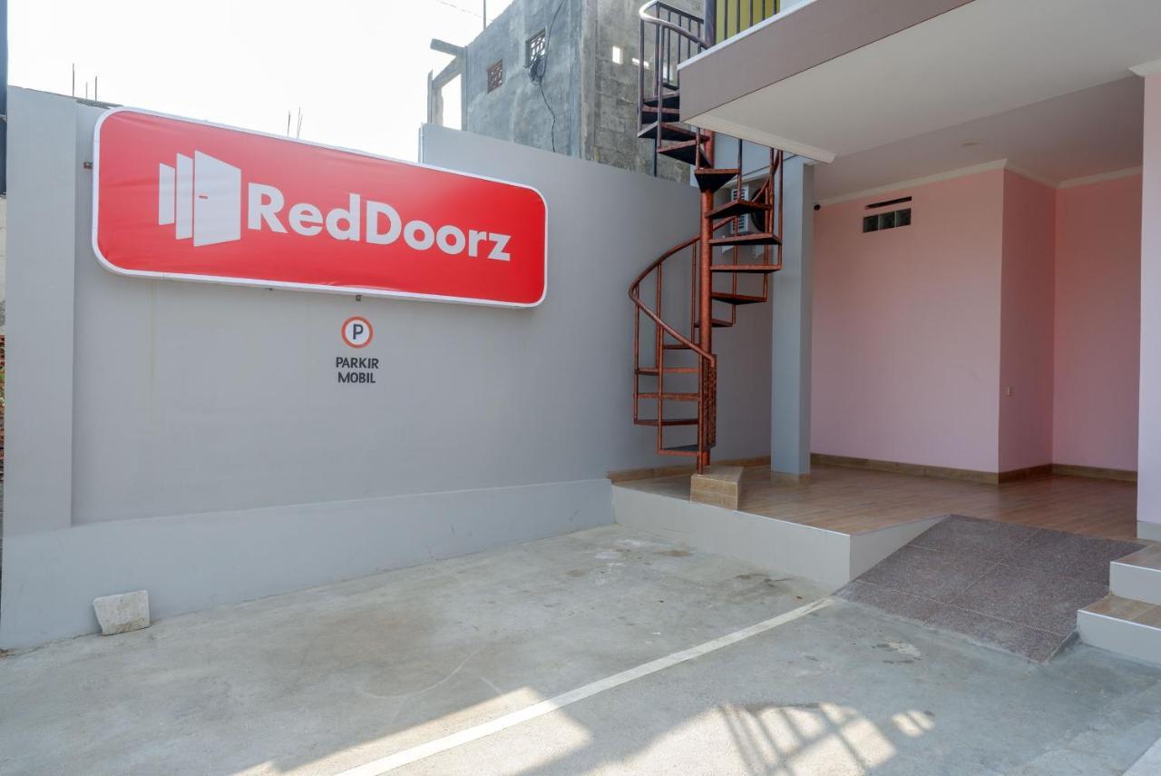 Reddoorz Near Rita Supermall Purwokerto 2 Luaran gambar