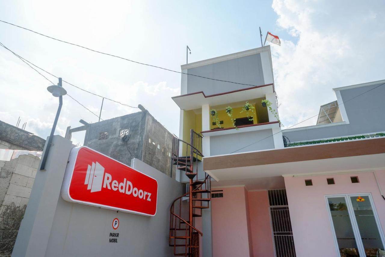Reddoorz Near Rita Supermall Purwokerto 2 Luaran gambar